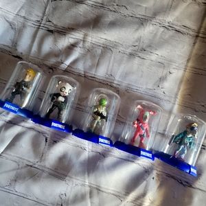 Bundle of five Fortnite figures enclosed display case collection
